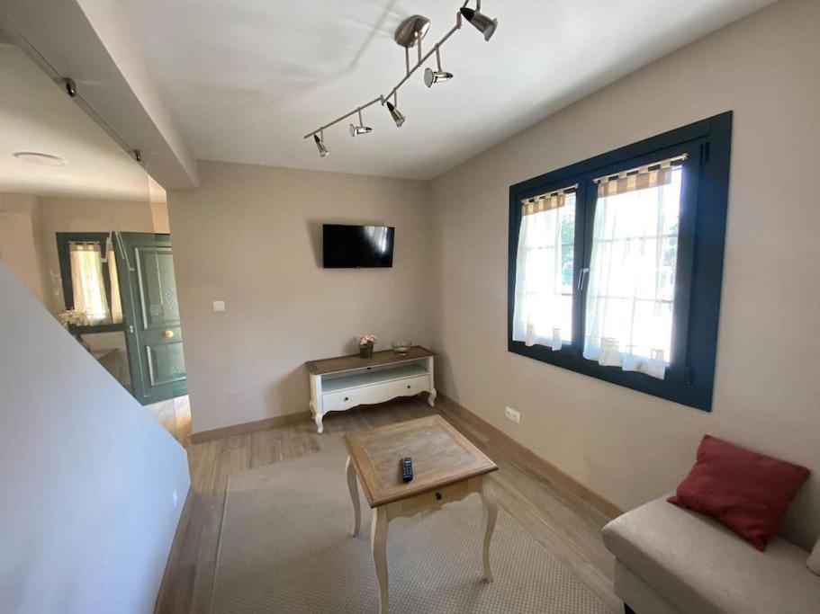 Casa En Montealegre Reformada Y Acogedora Sámano Extérieur photo