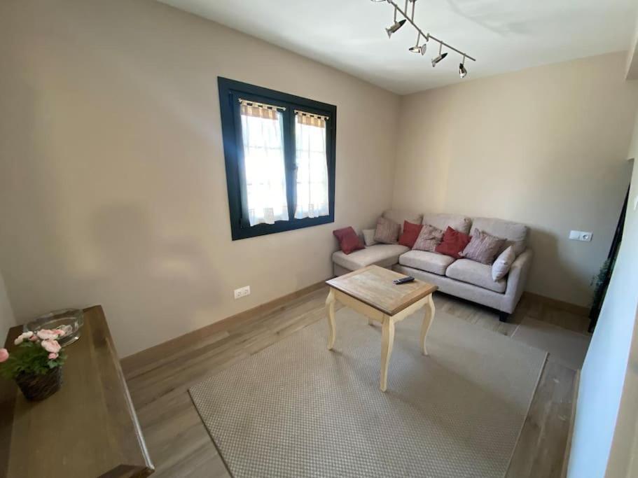 Casa En Montealegre Reformada Y Acogedora Sámano Extérieur photo